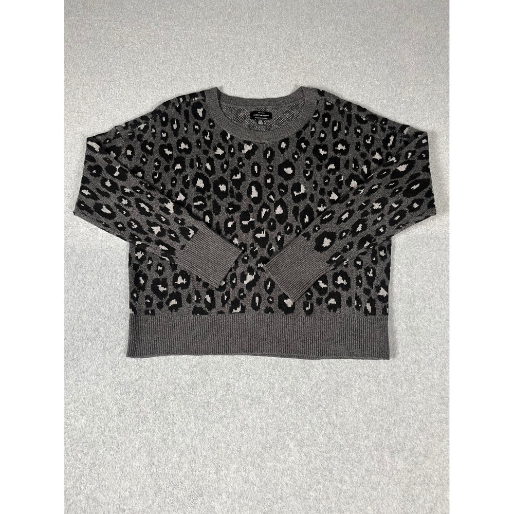 Lucky Brand Womens Grey Leopard Print Crewneck Sweater Size Large Animal Print